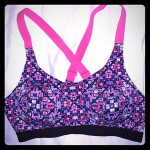 Victoria Secret Sport sports bra built in cups 34B